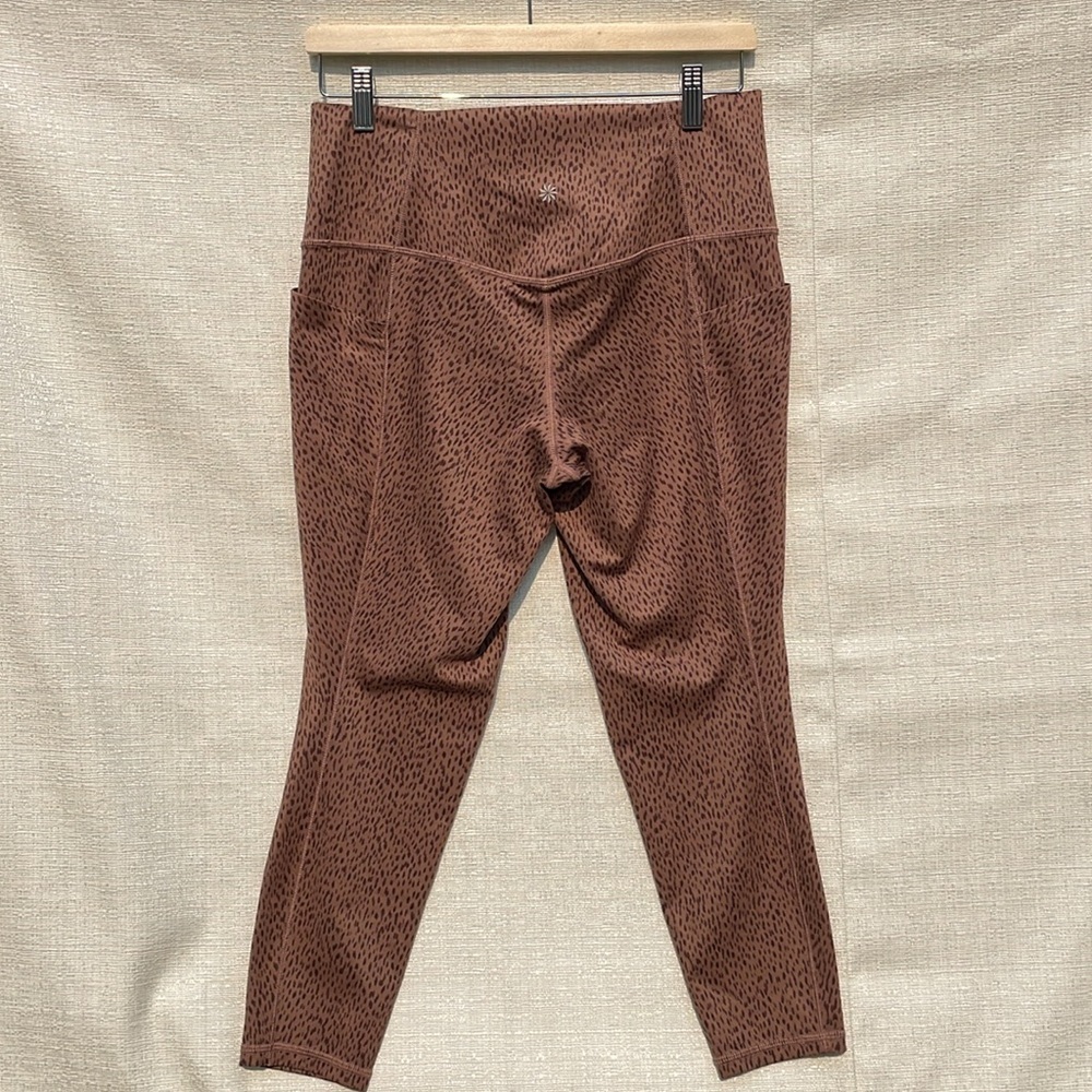 Athleta Salutation Stash Pocket ll Printed 7/8 Tight Shanti Animal Beige Sz Larg - Picture 7 of 10